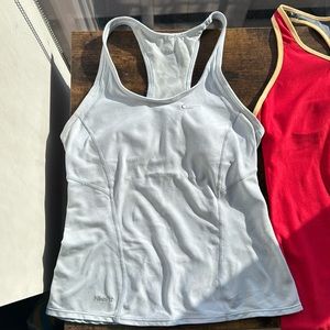 Nike workout tank tops woman’s size M